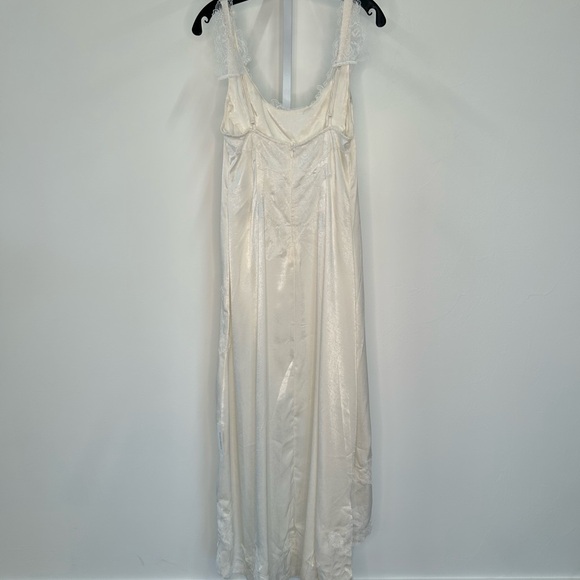 For Love and Lemons Clemence Maxi Cream Size Medium - Picture 8 of 14